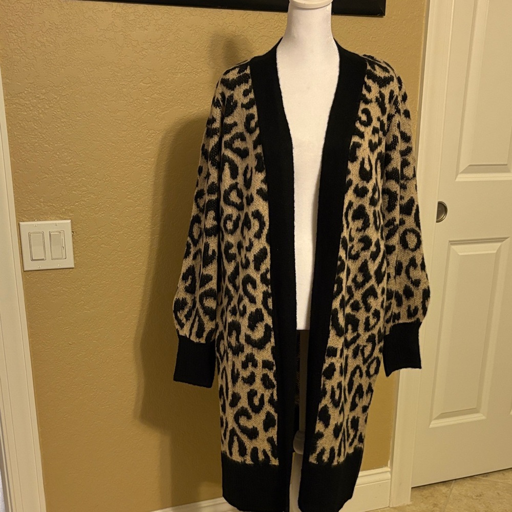Marled Animal Print Cardigan/ Duster with Black Accents, Size Medium, NWOT